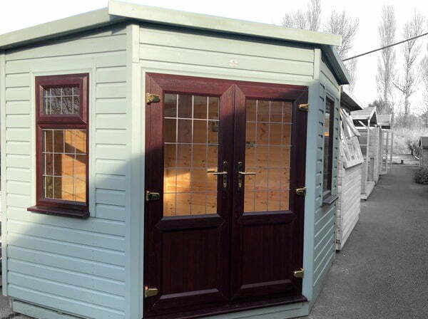 The Corner Garden Room